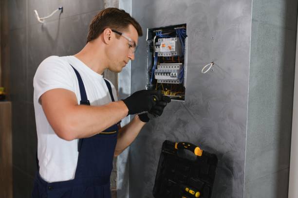 Best Affordable Electrician  in Marshfield, WI