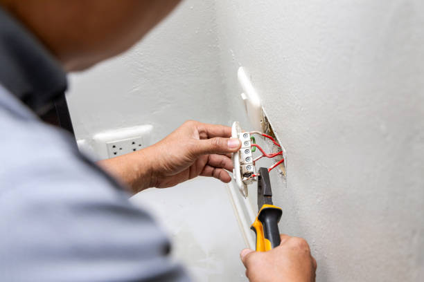 Best 24-Hour Electrician  in Marshfield, WI